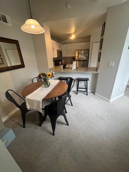 Primary Photo - 6001 S Yosemite St