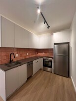 Building Photo - 328 Pacific Ave