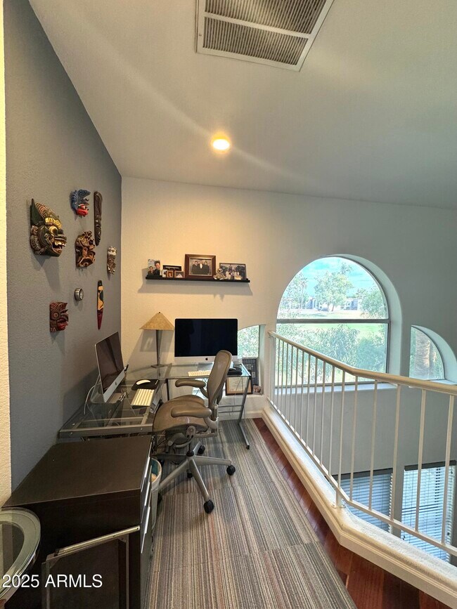 Building Photo - 8833 S 51st St