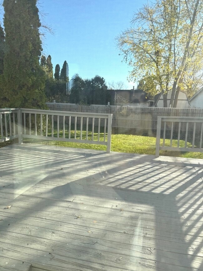 Building Photo - 651 Chesapeake Dr