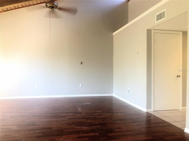 Building Photo - 5942 Peregrine Ave