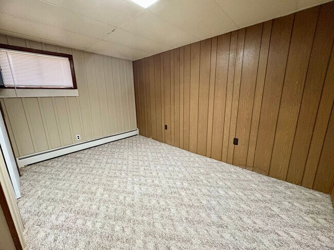 Building Photo - 3630 Colebrook Rd