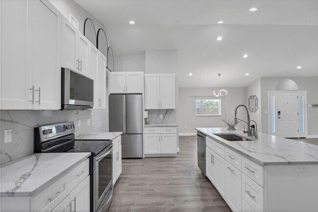 Building Photo - 618 Eastpointe Ct