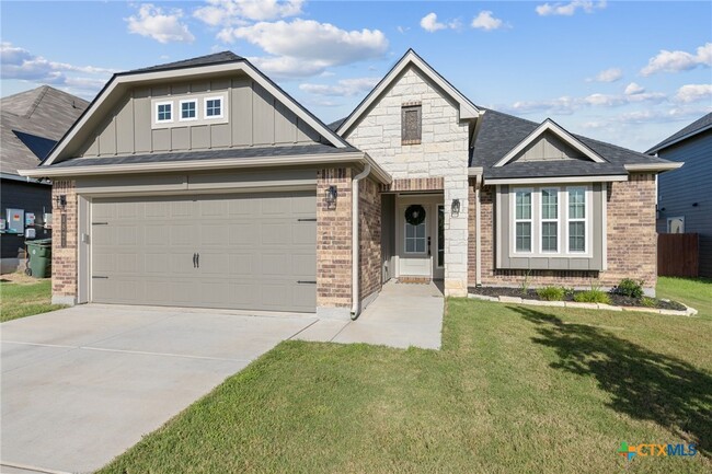 Building Photo - 1821 Holleman Dr