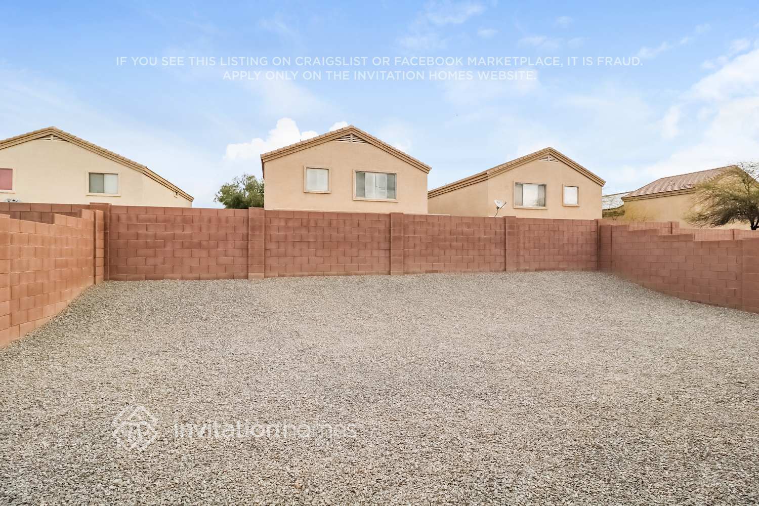 Building Photo - 21836 W Mohave St