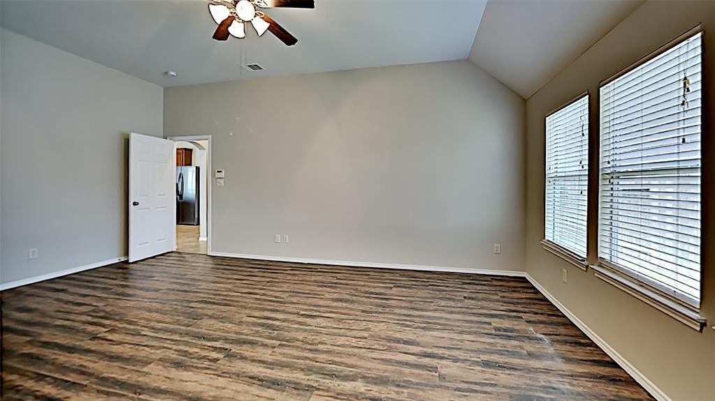 Master Bedroom - 5623 Wagon Wheel Ln