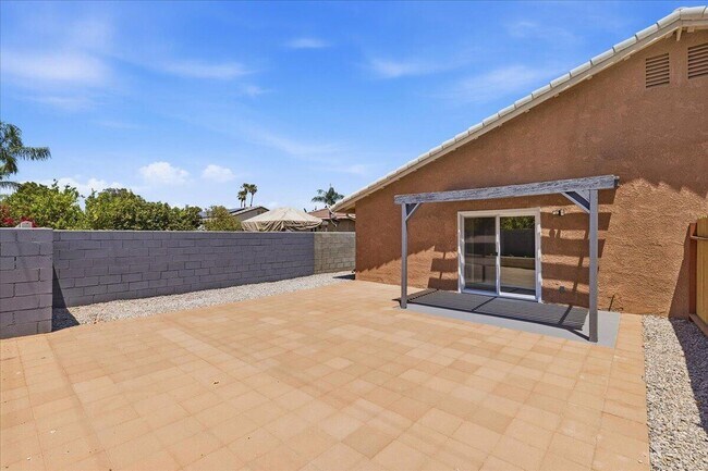 Building Photo - 31601 Avenida Maravilla