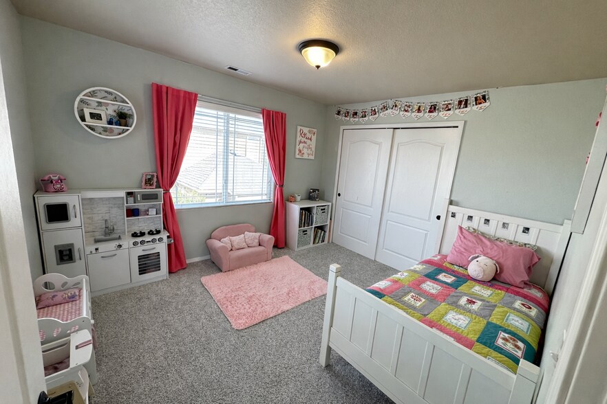 Building Photo - 6675 Silverwind Cir