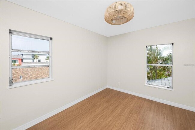 Building Photo - 13148 3rd St E