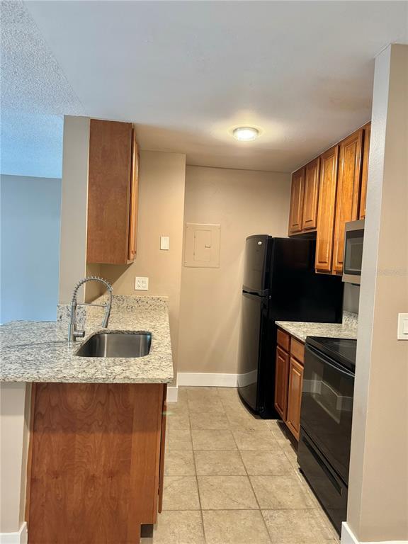 Building Photo - 6064 Westgate Dr