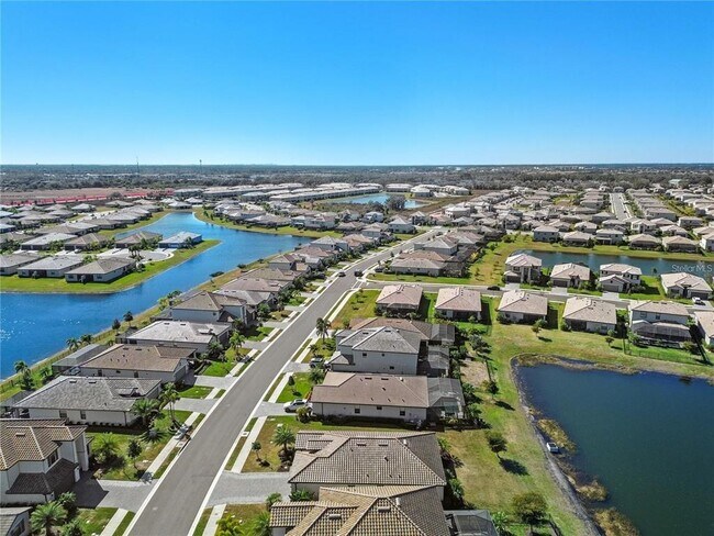 Building Photo - 15719 Islandwalk Ave