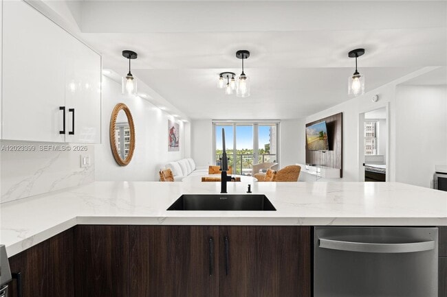 Building Photo - 5701 Collins Ave