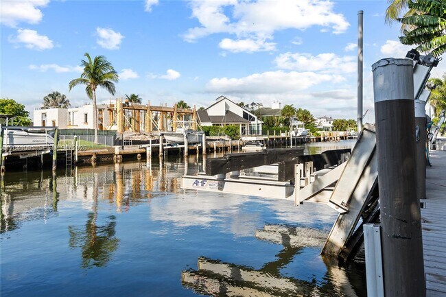 Building Photo - 18 Eleuthera Dr