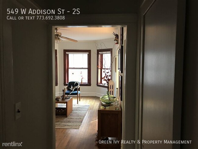 Building Photo - 549 W Addison St