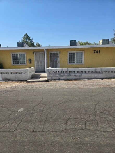 Building Photo - 741 N 11th St