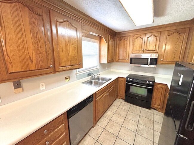 Building Photo - Charming Home for Rent in Madison, Alabama -- MOVE IN SPECIAL