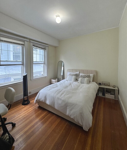 Building Photo - 98 Westbourne Ter