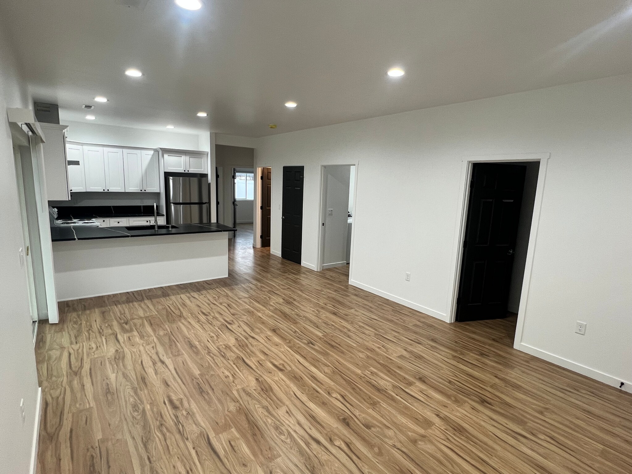 Building Photo - 119 Grant Dr