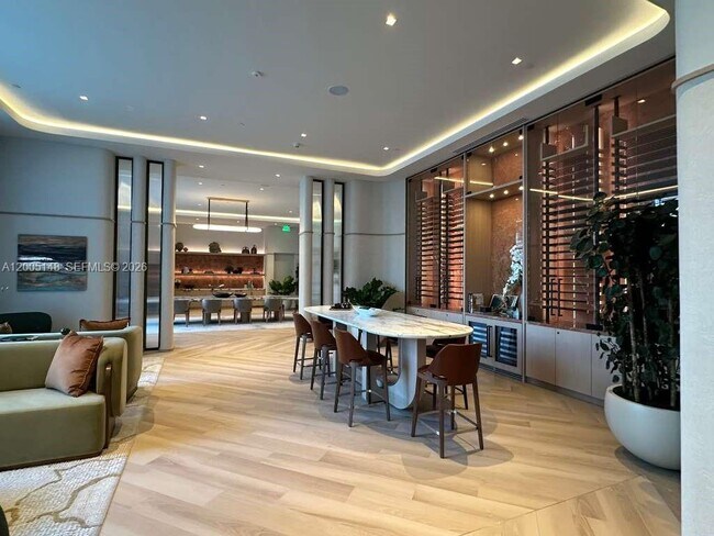 Building Photo - 77 SE 5th St