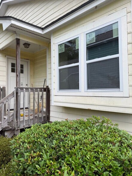 Building Photo - 4115 Abbington Terrace