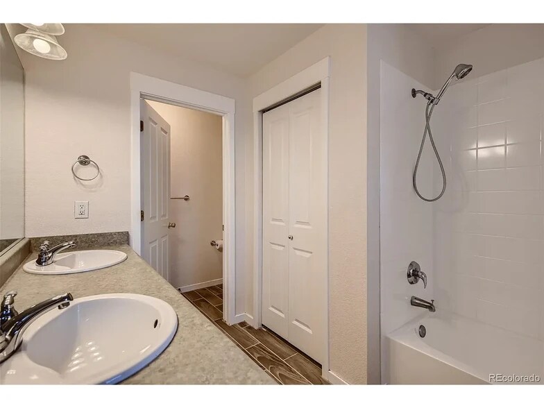 Building Photo - 13317 Glacier Rim Trl