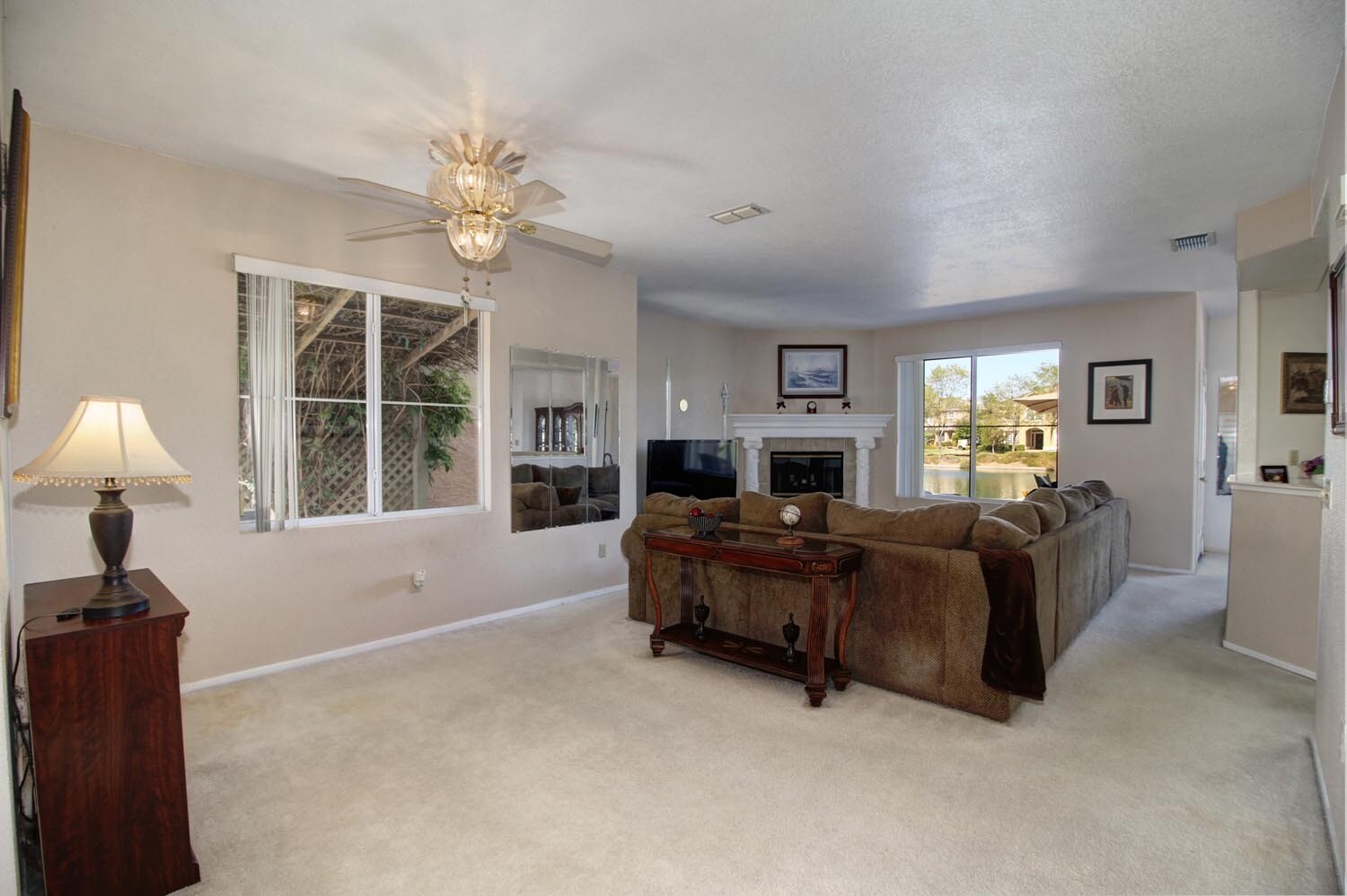 Building Photo - 3 br, 3 bath House - 9171 E Laguna Way