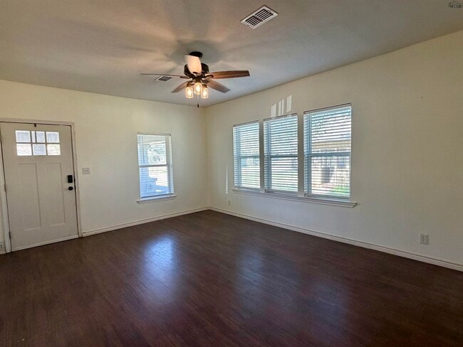 Building Photo - 2309 Grant St