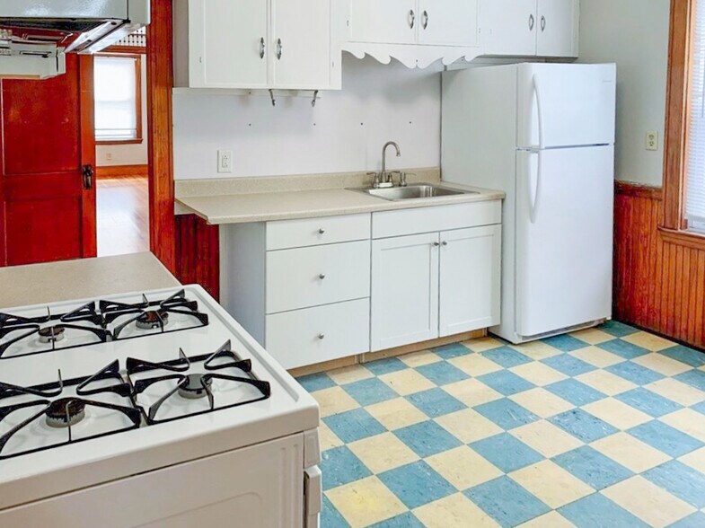 Building Photo - 8 Wyvern St