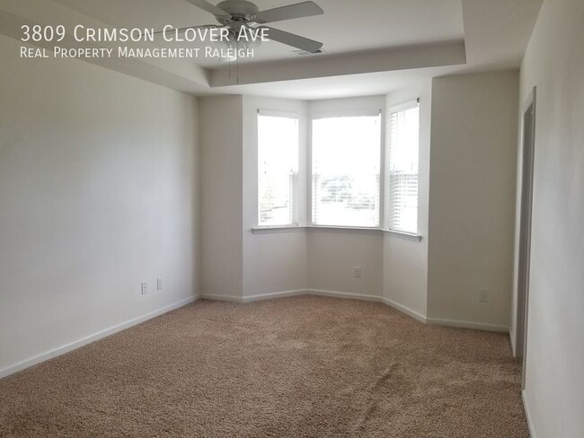 Building Photo - 3809 Crimson Clover Ave