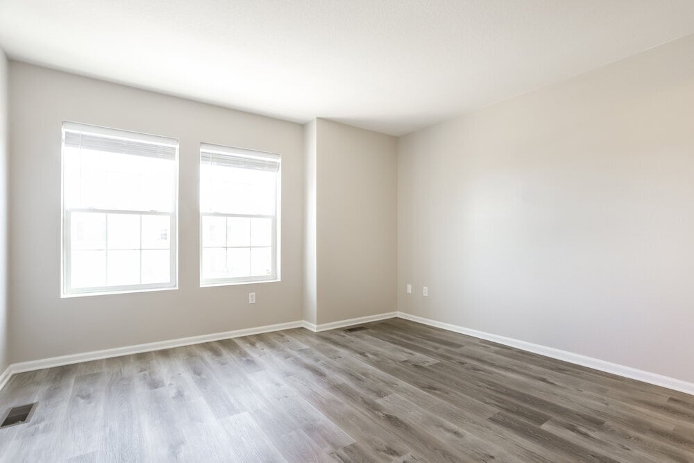 Building Photo - 2235 Coach House Loop