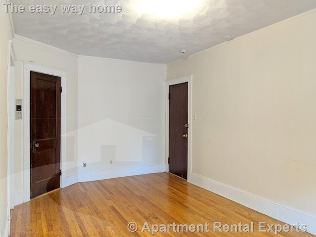 Building Photo - 155 Summer St