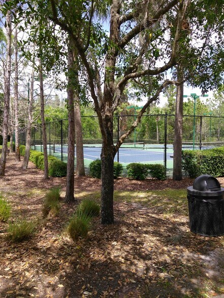 Tennis - 1135 Sleepy Oak Dr