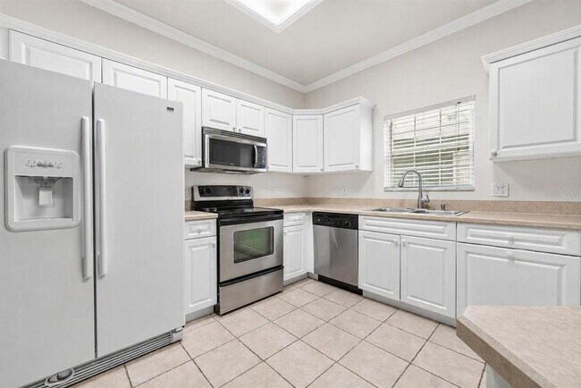 Building Photo - 1125 NW 120th Way