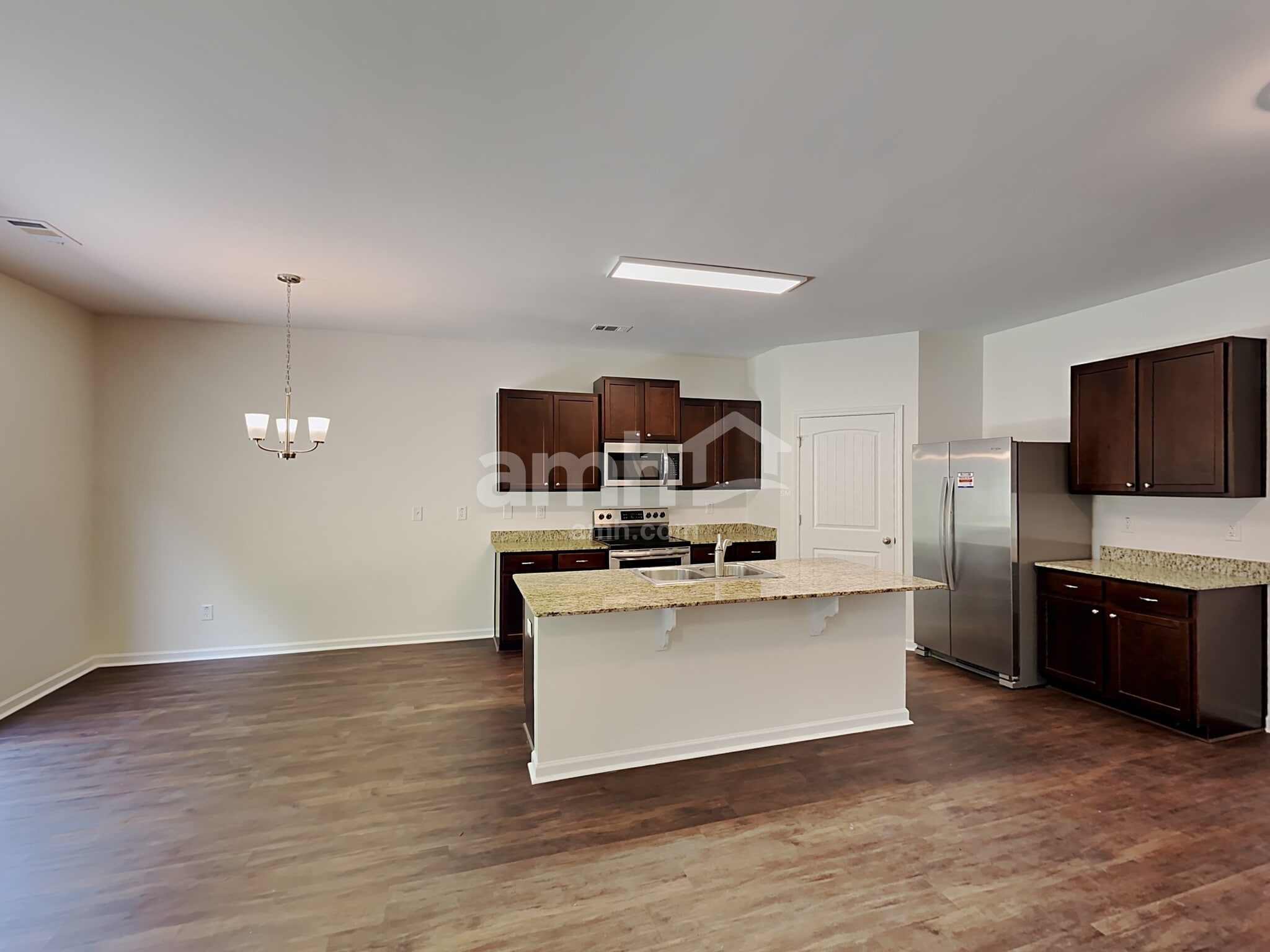 Building Photo - 107 Hayes Park Dr