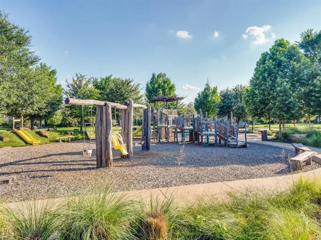 Building Photo - 8553 Gerbera Daisy Rd