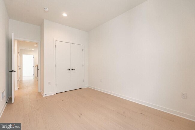 Building Photo - 3029 Bridgeview walk