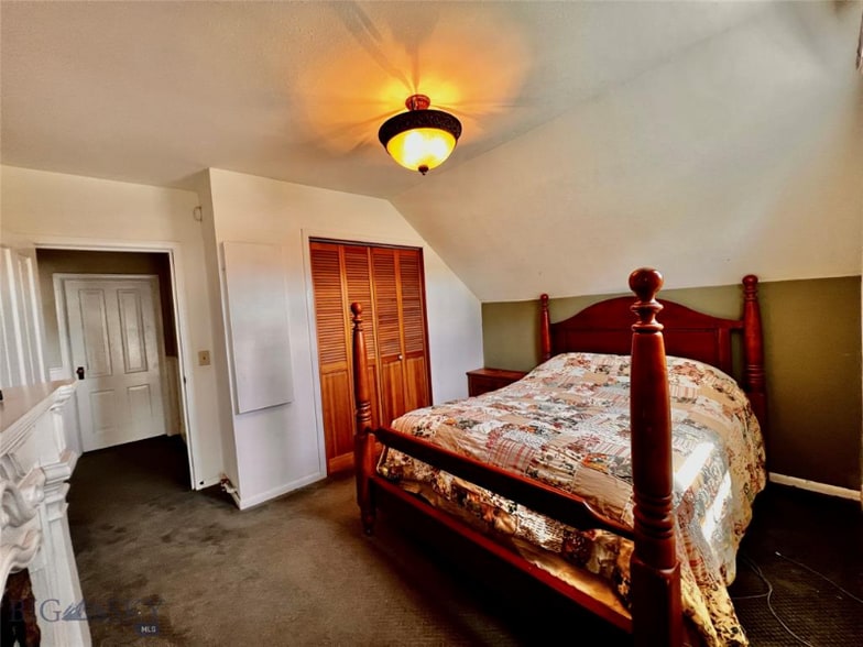 Building Photo - 519 W Park St