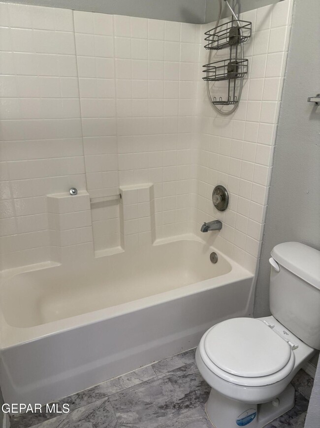 Building Photo - 14077 Tierra Delfin Dr