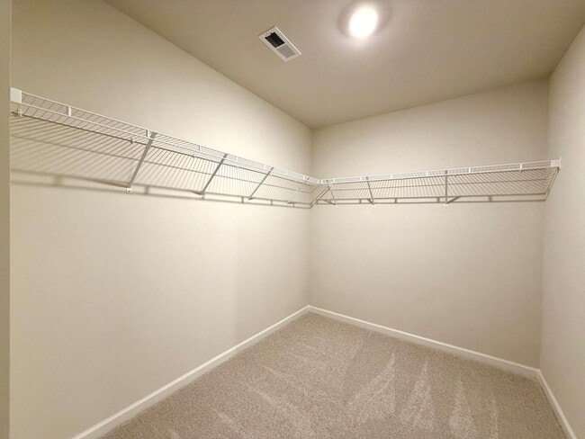 Building Photo - 900 Moray Ln