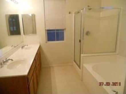 Building Photo - Folsom-Enclave Development 2 Story Wood Floors - 2 Car Garage