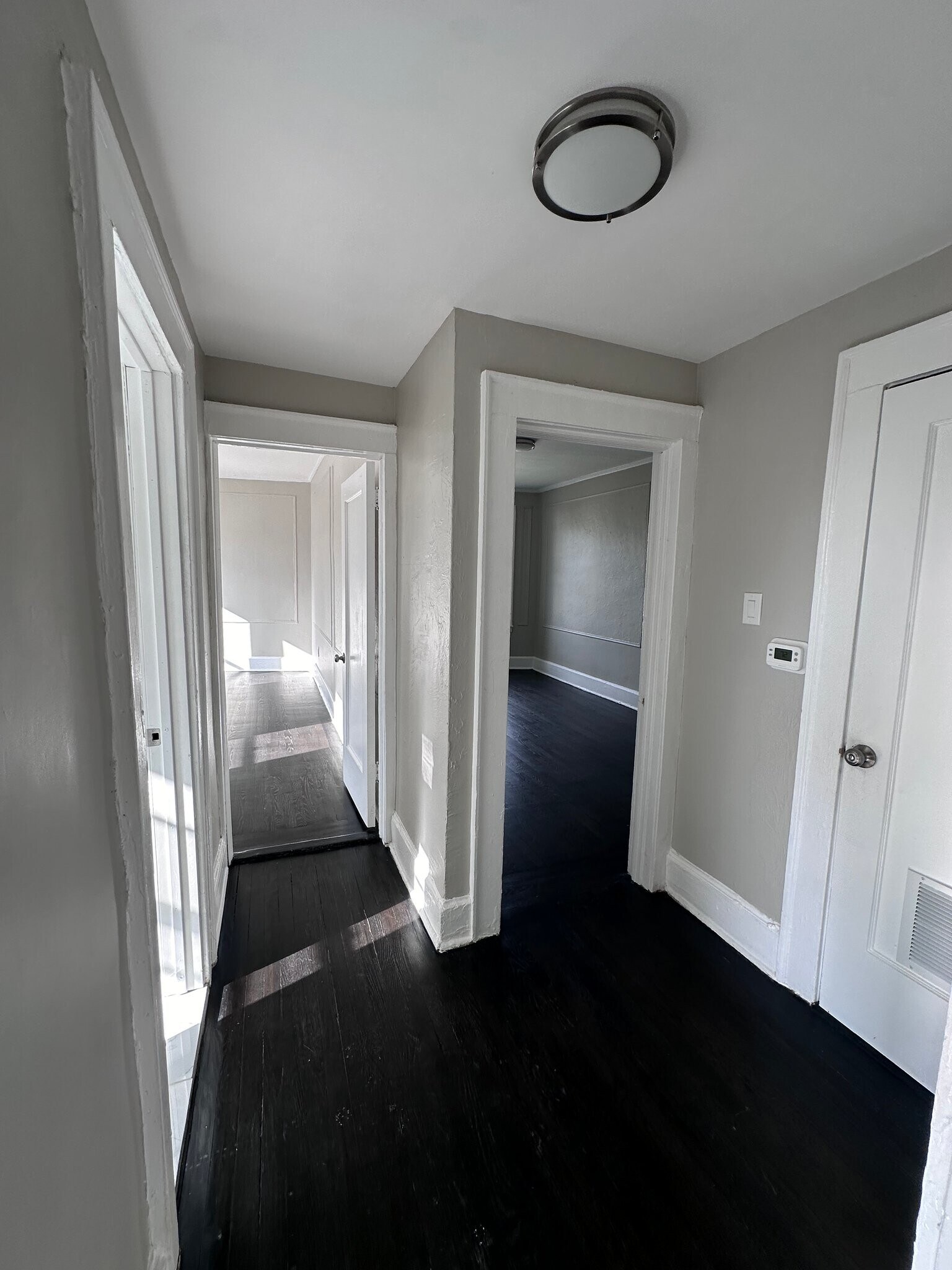 Building Photo - 1003 S Orange Ave