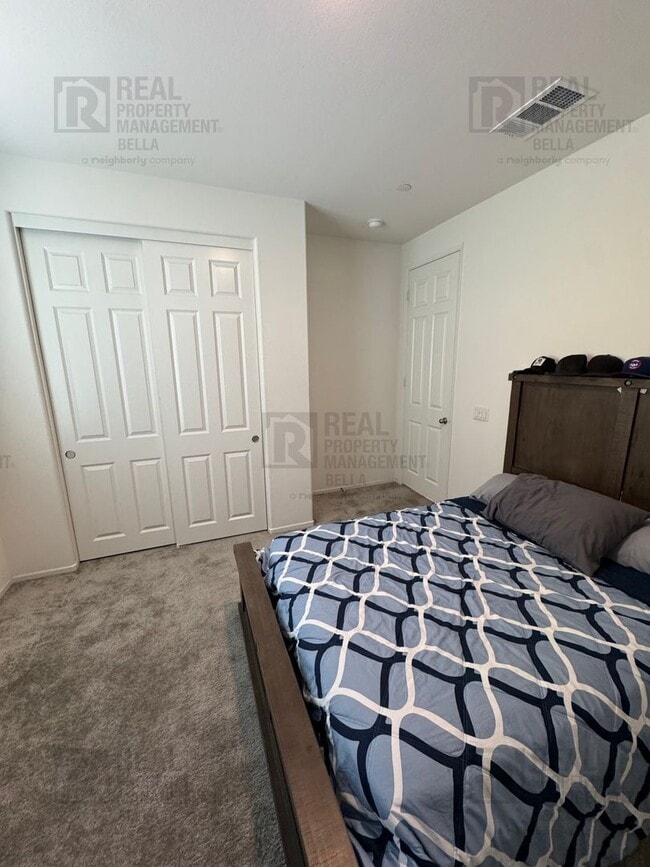 Building Photo - Beautiful 3 Bed, 2 Bath Single-Story Home in McSweeny Farms with Open-Concept Living