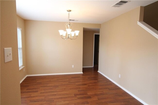 Building Photo - 207 Sunny Brook Dr