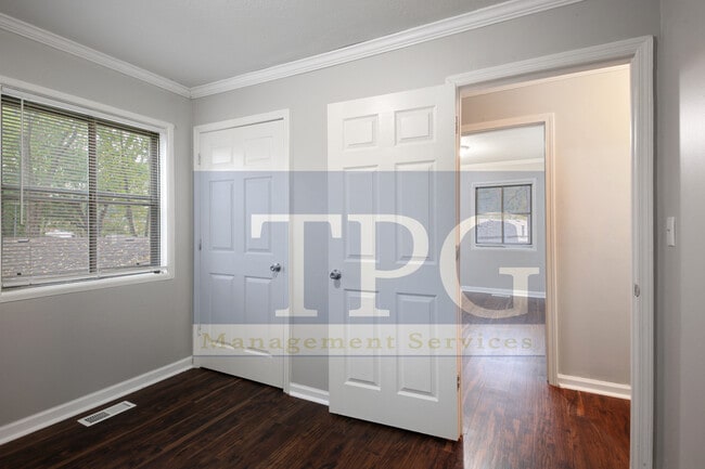 Building Photo - 9410 McKinley St
