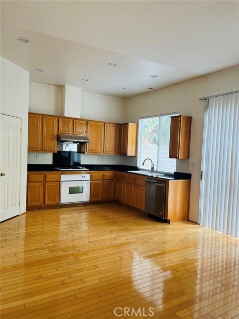 Building Photo - 1907 Palomino Dr