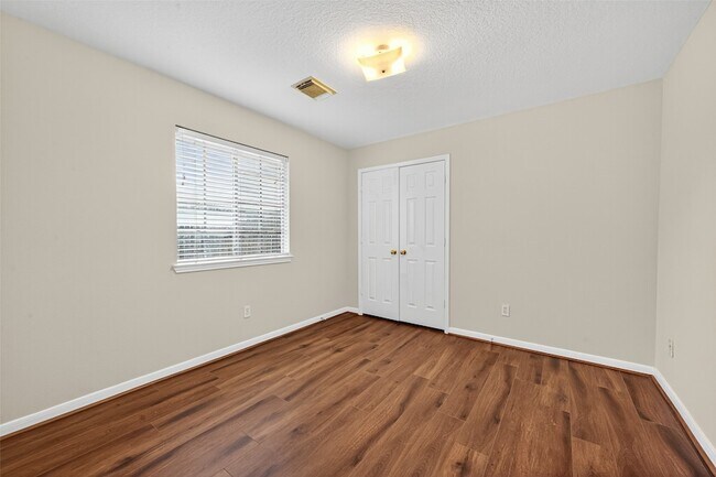 Building Photo - 307 Roans Prairie Ln