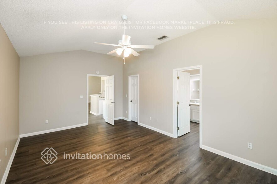 Building Photo - 12243 Mantle Dr