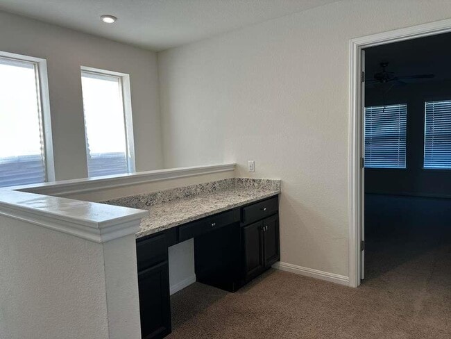 Building Photo - 2921 Barbed Wire St