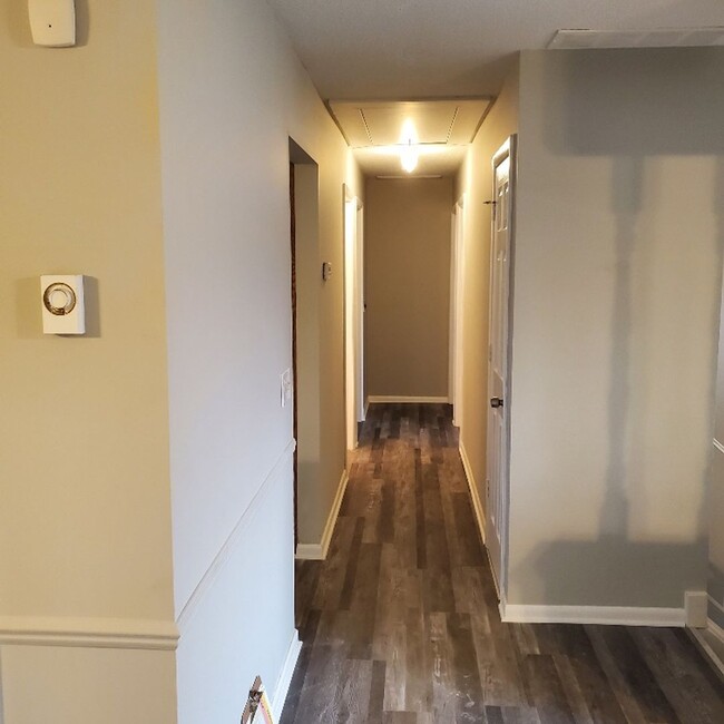 Building Photo - 3BDRM HOUSE FOR RENT