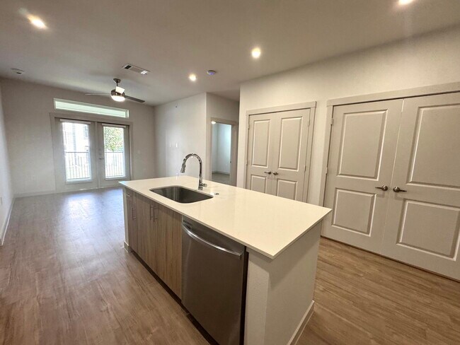 Building Photo - 6300 Co Rd 124